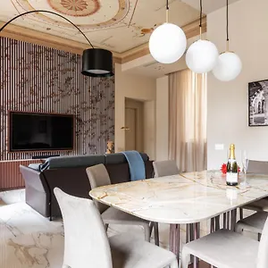 Palazzo Visconti - By Myhomeincomo كومو